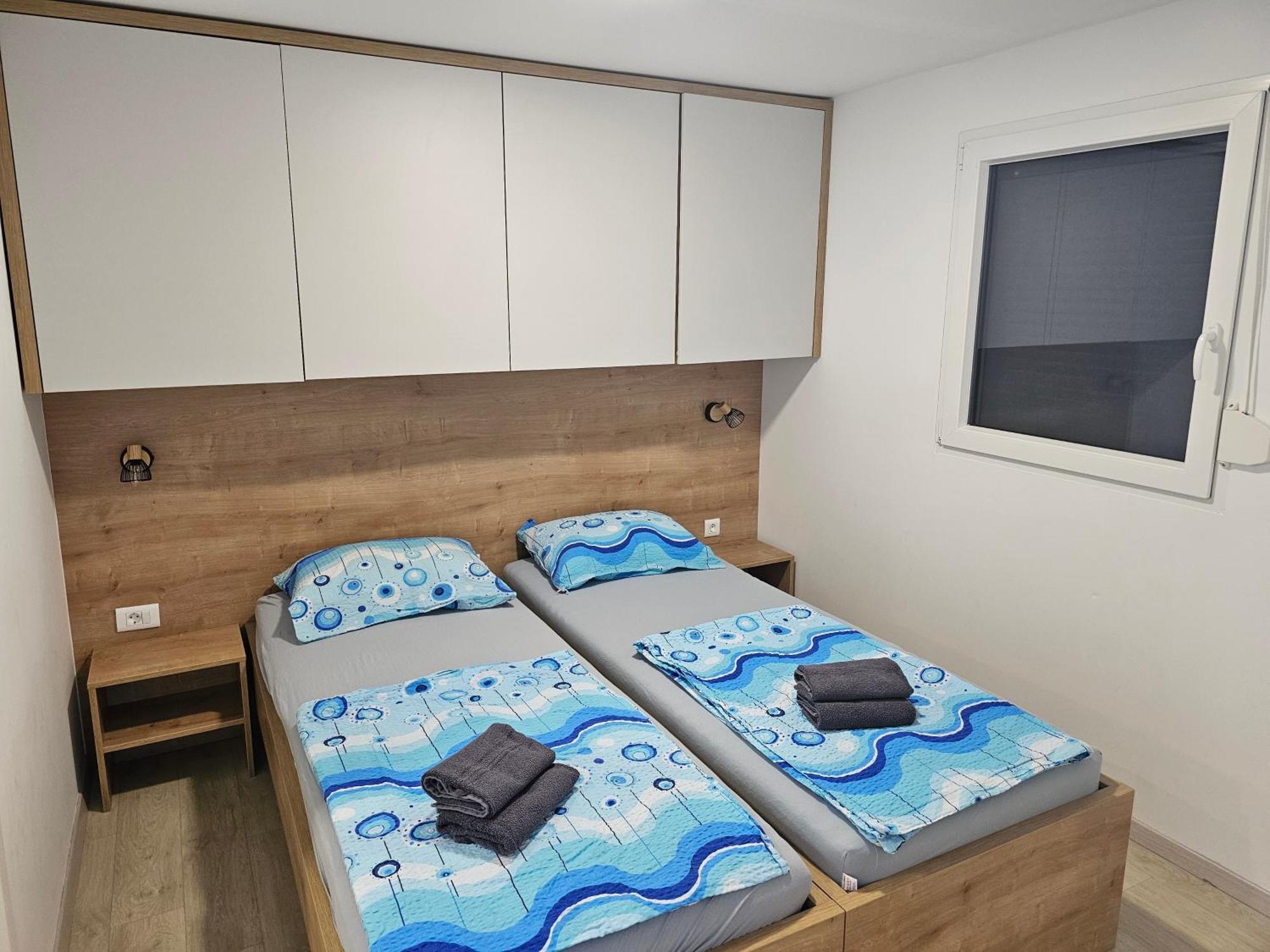 Mobile Home Tina Тисно Екстер'єр фото